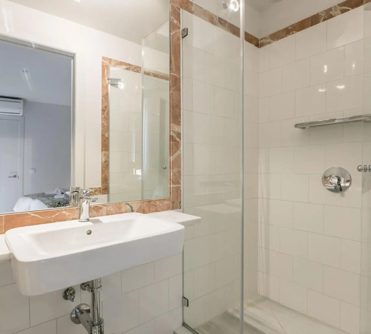 Aoa Giralda Apartment Séville