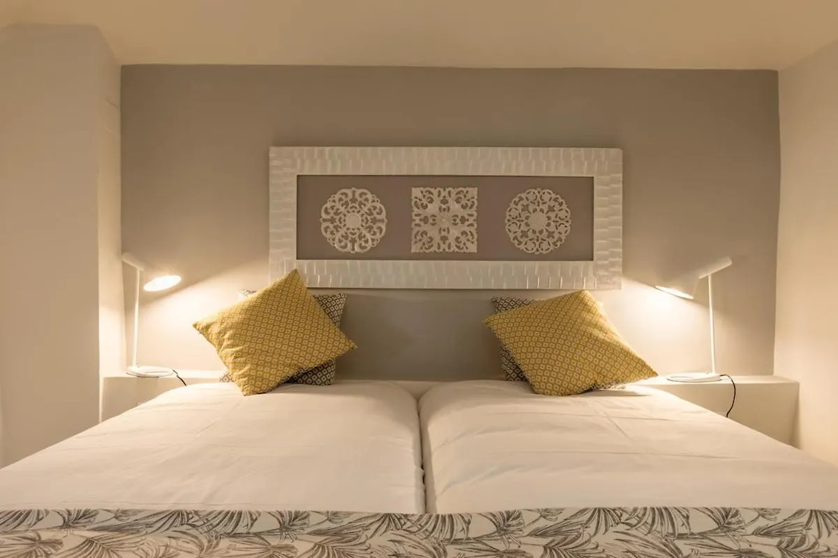 Aoa Giralda Apartment Sevilha Espanha