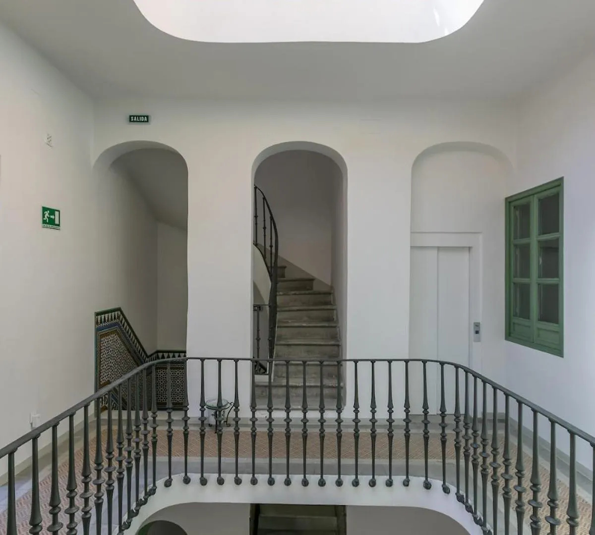 Aoa Giralda Apartment Sevilha 0*,